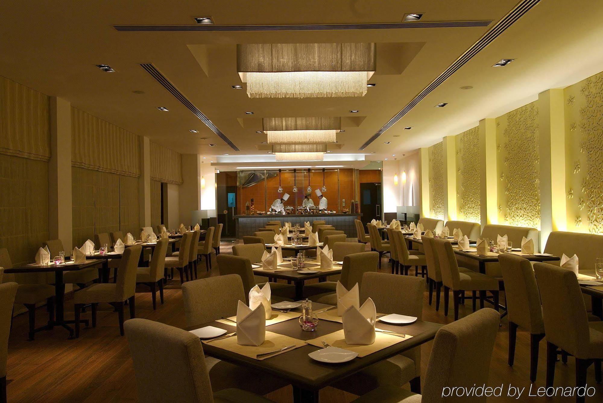 Vivanta Bengaluru Residency Road Restoran gambar